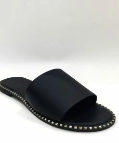 Fabulous Shoes Black Chic Sandals