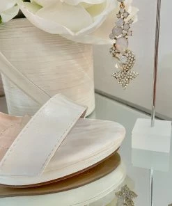 Fabulous Shoes White Elegant Heel