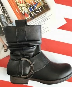 Fabulous Shoes Black Boots