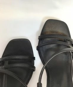 Fabulous Shoes Black Classy Heels