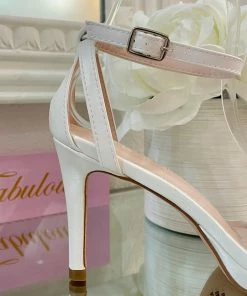 Fabulous Shoes White Elegant Heel