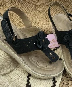 Fabulous Shoes Black Fabulous Wedge