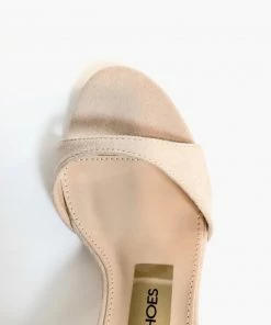 Fabulous Shoes Classy Nude Heel