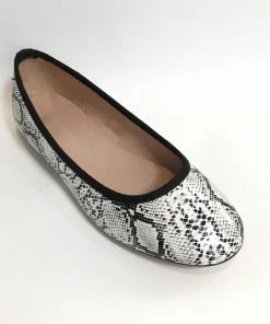 Fabulous Shoes White Black Ballerina