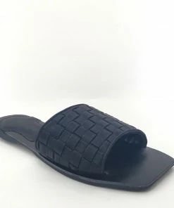 Fabulous Shoes Freedom Black Sandals