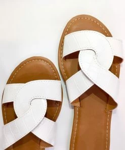 Fabulous Shoes OFF WHITE FLATS