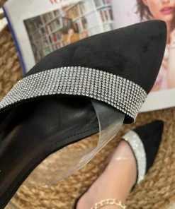 Fabulous Shoes Black Pointed Toe Flats